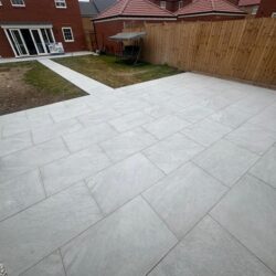 essex rear garden patio area 03